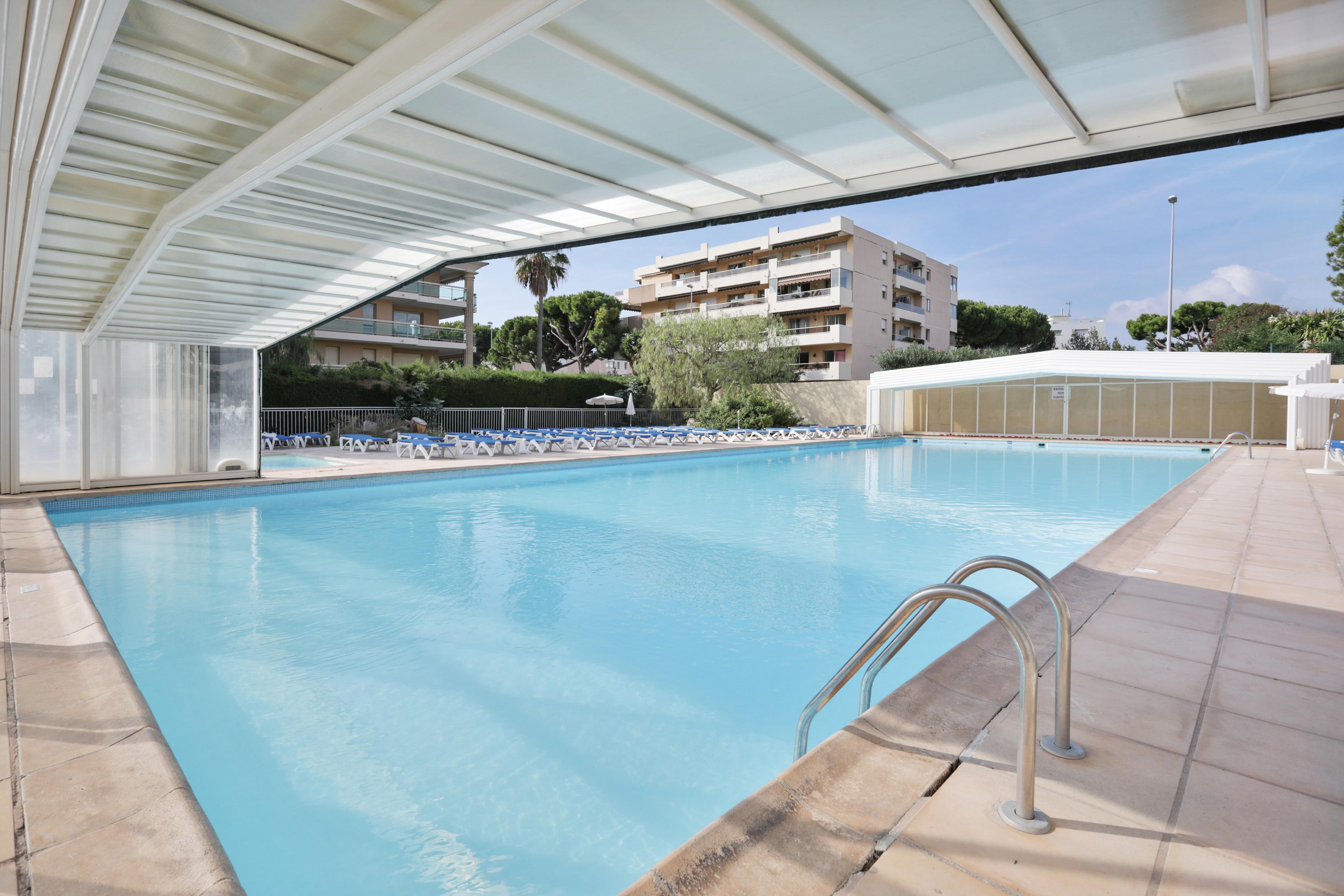 Résidence Pierre&Vacances Heliotel Marine Saint-Laurent-du-Var Esterno foto