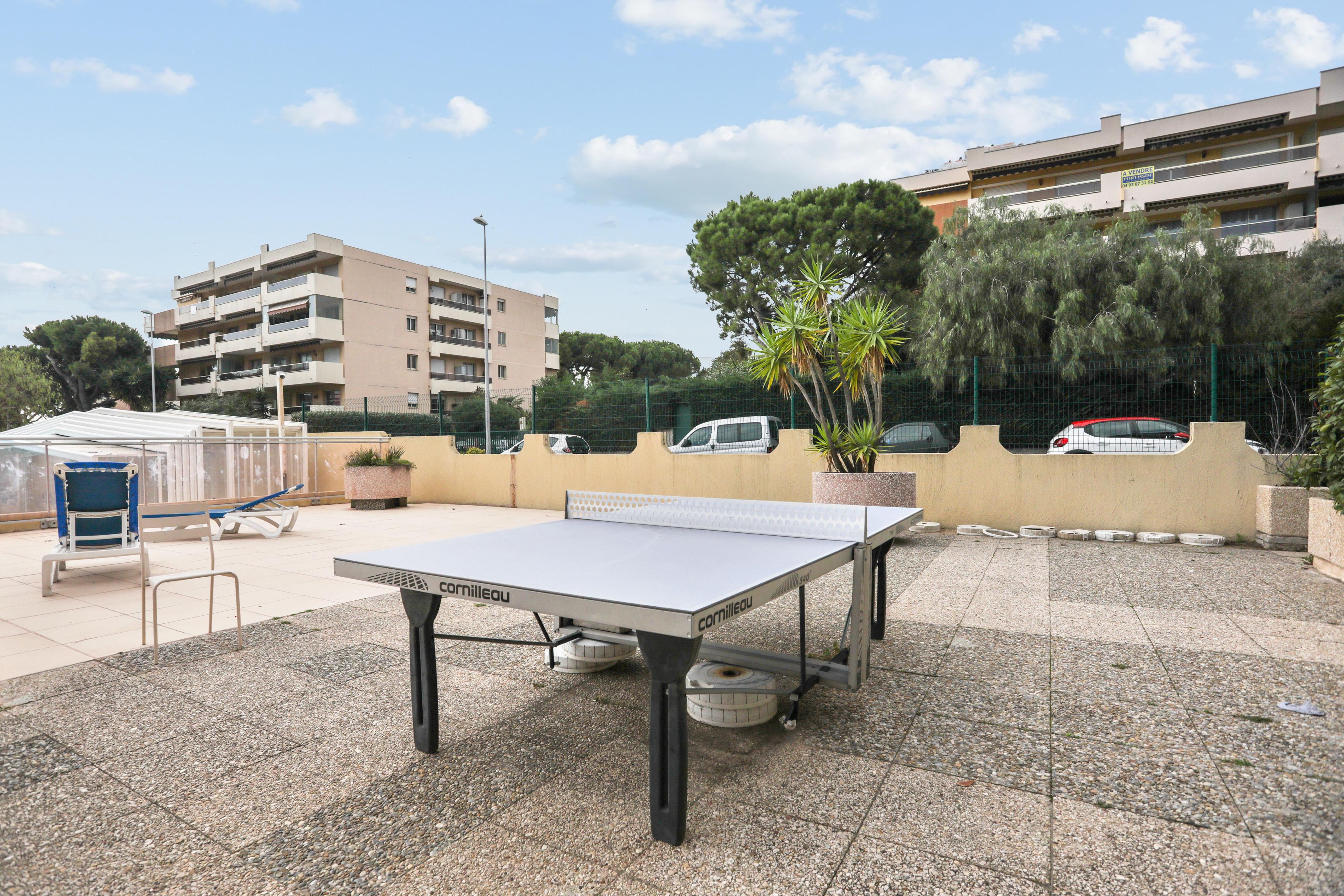 Résidence Pierre&Vacances Heliotel Marine Saint-Laurent-du-Var Esterno foto