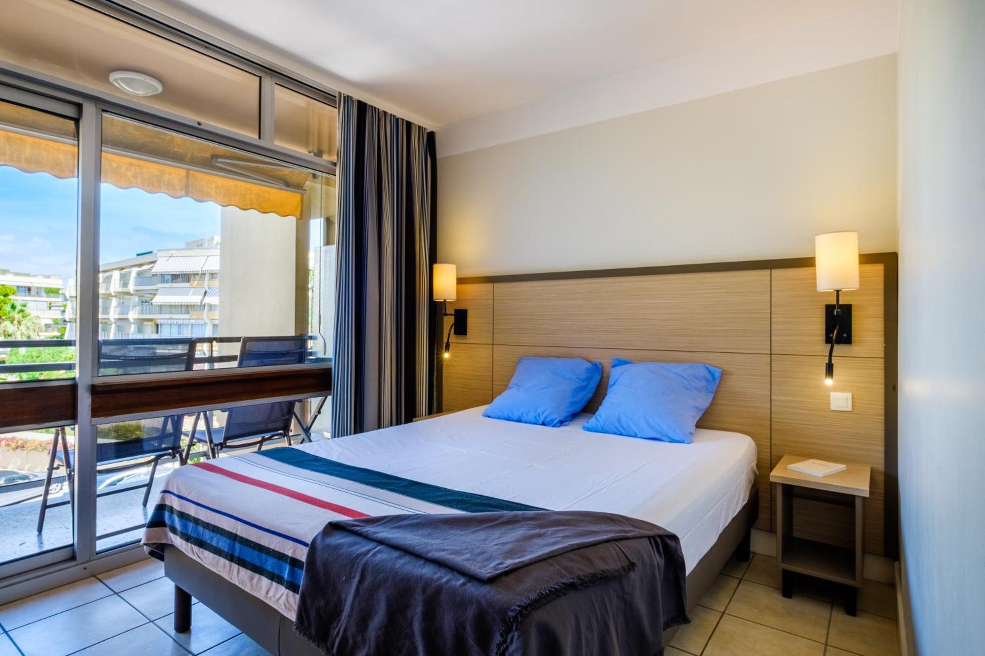Résidence Pierre&Vacances Heliotel Marine Saint-Laurent-du-Var Esterno foto