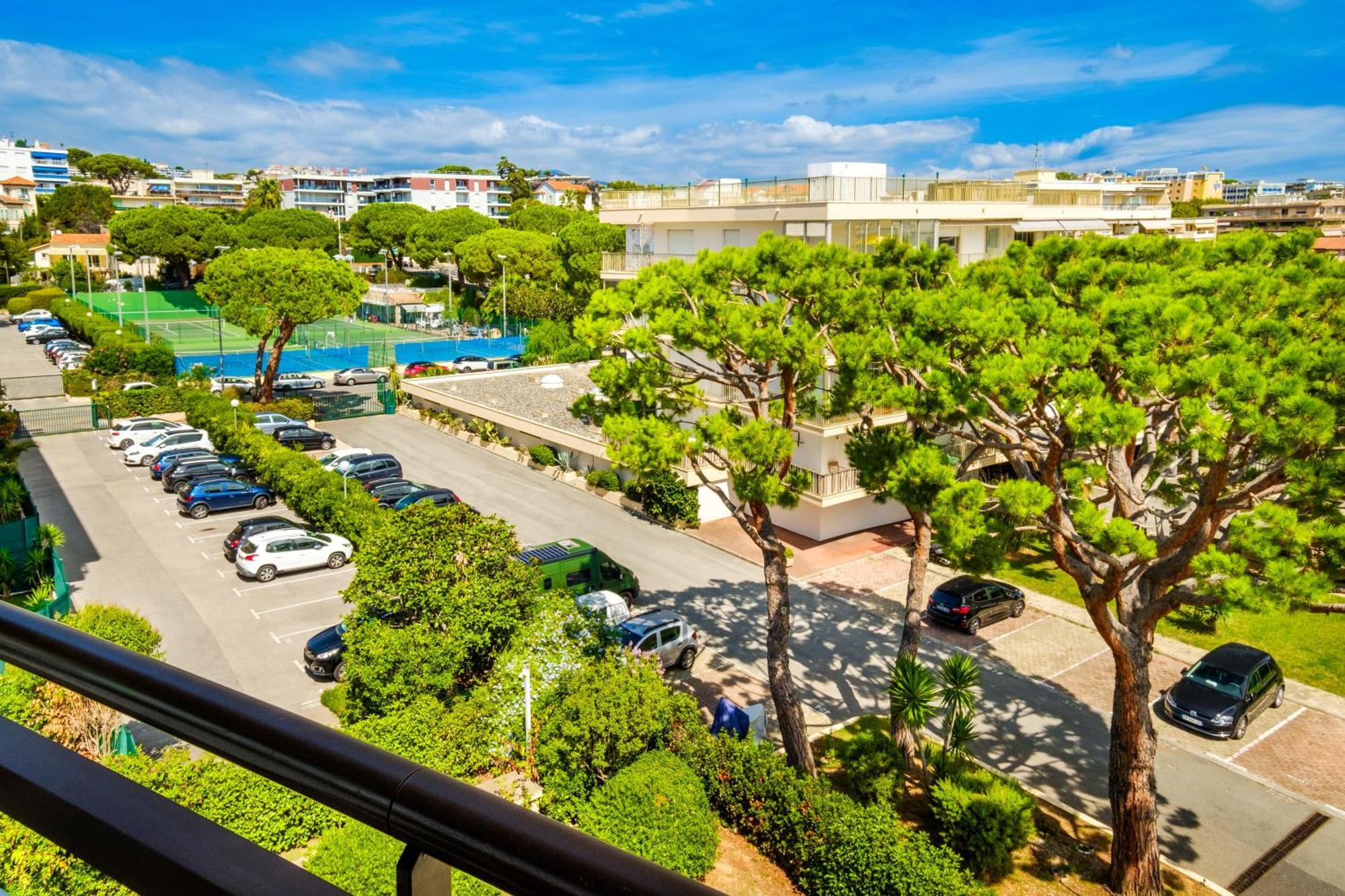 Résidence Pierre&Vacances Heliotel Marine Saint-Laurent-du-Var Esterno foto